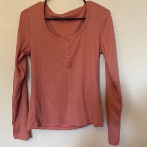 Old Navy Women's Rose Long Sleeve Tee
